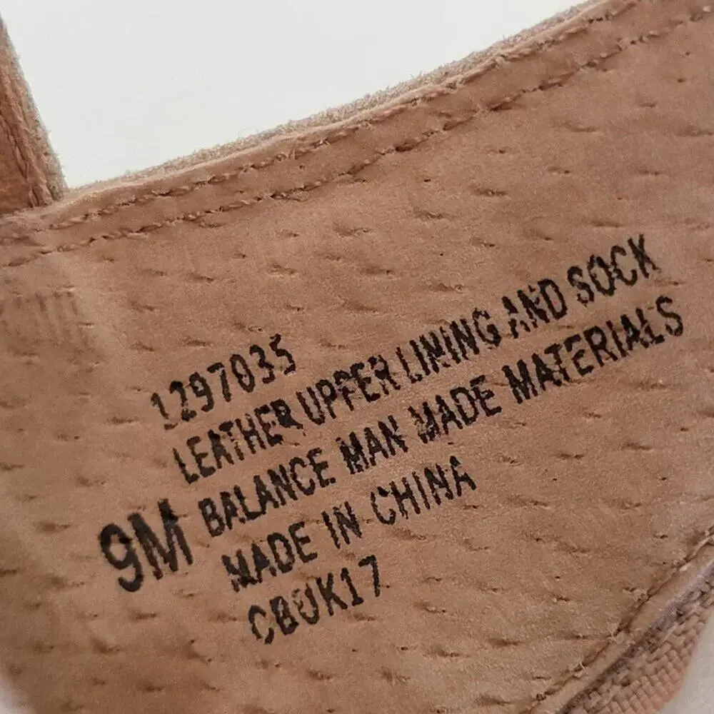 Sofft Gold Leather Strappy Sandals Women Size 9 Comfort Cushioned Gladiator - Picture 10 of 11